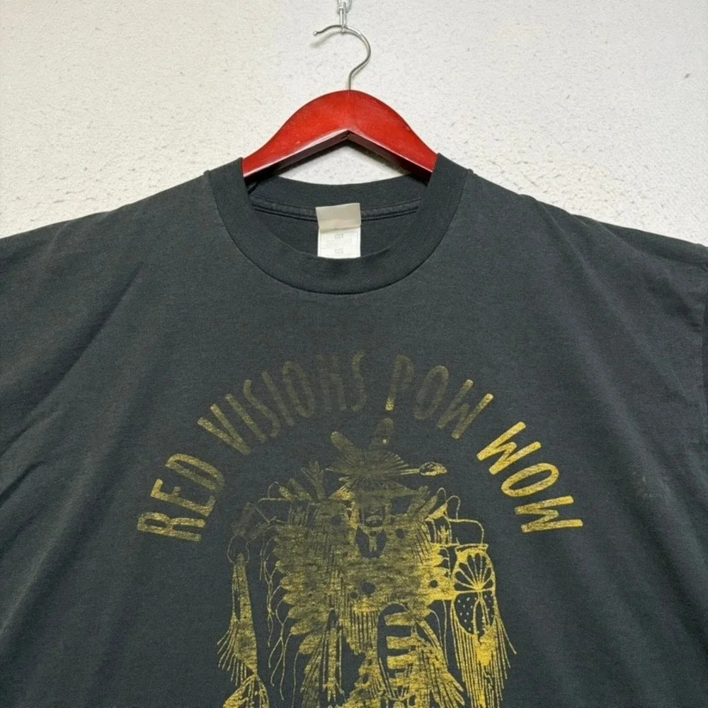 Fruit of the Loom T-Shirt Mens XL Black Red Visions Pow Wow Vintage 90s Graphic